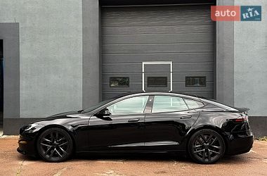 Лифтбек Tesla Model S 2022 в Киеве