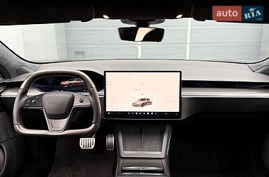 Лифтбек Tesla Model S 2022 в Киеве
