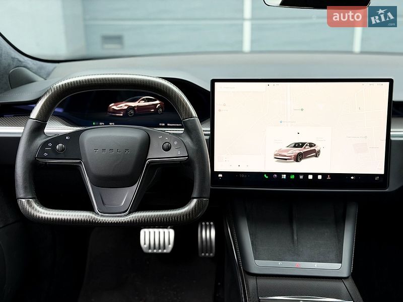 Лифтбек Tesla Model S 2022 в Киеве