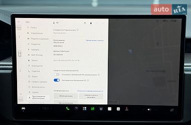 Лифтбек Tesla Model S 2022 в Киеве