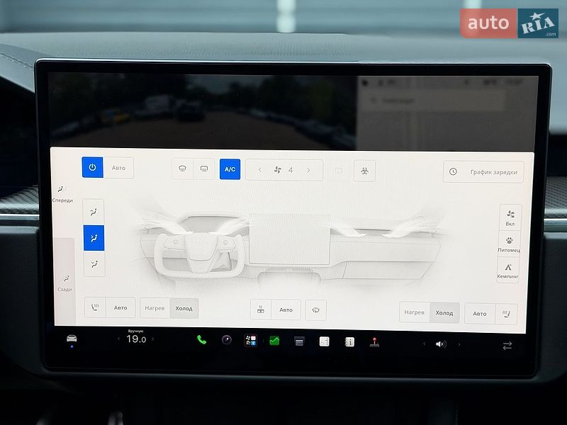 Лифтбек Tesla Model S 2022 в Киеве