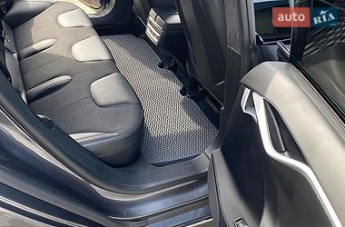 Лифтбек Tesla Model S 2016 в Белой Церкви