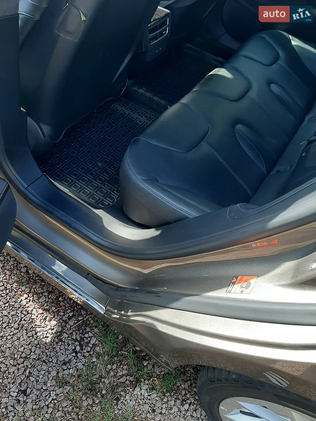2016 Tesla Model S - мініатюра 19