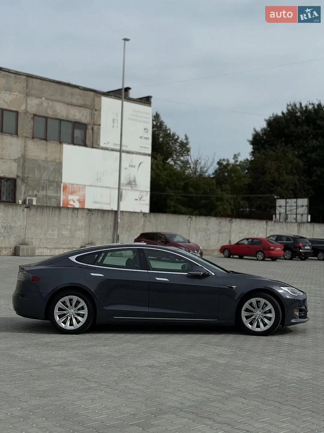 2018 Tesla Model S - фото 1