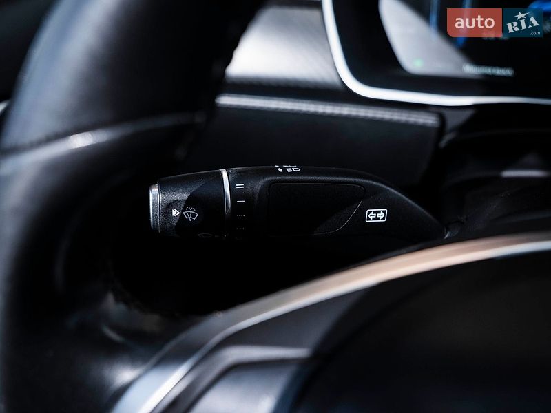 Ліфтбек Tesla Model S 2015 в Києві фото 21 Ліфтбек Tesla Model S 2015 в Києві