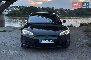 Лифтбек Tesla Model S 2013 в Виннице