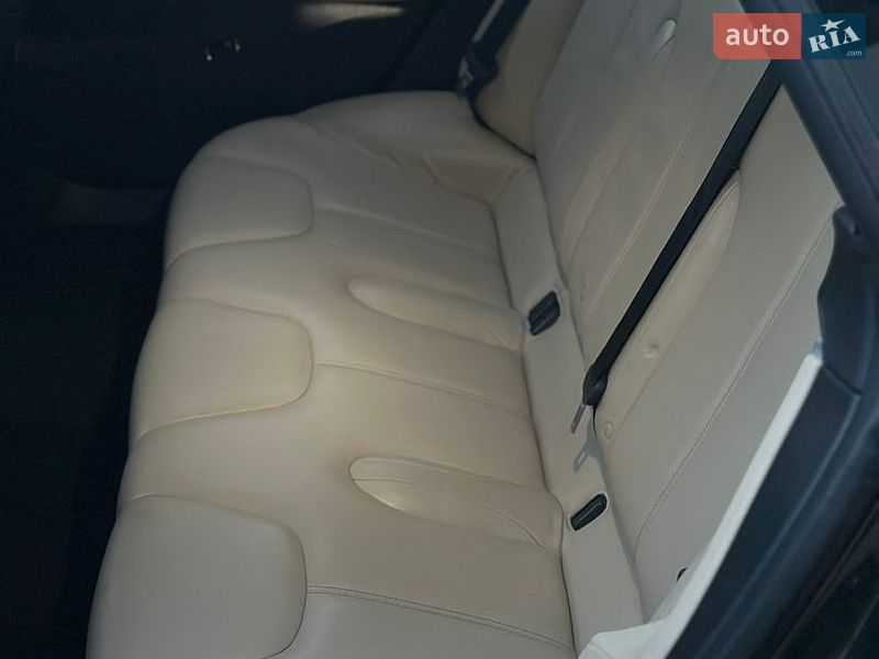 Лифтбек Tesla Model S 2013 в Виннице