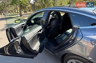 Лифтбек Tesla Model S 2020 в Николаеве