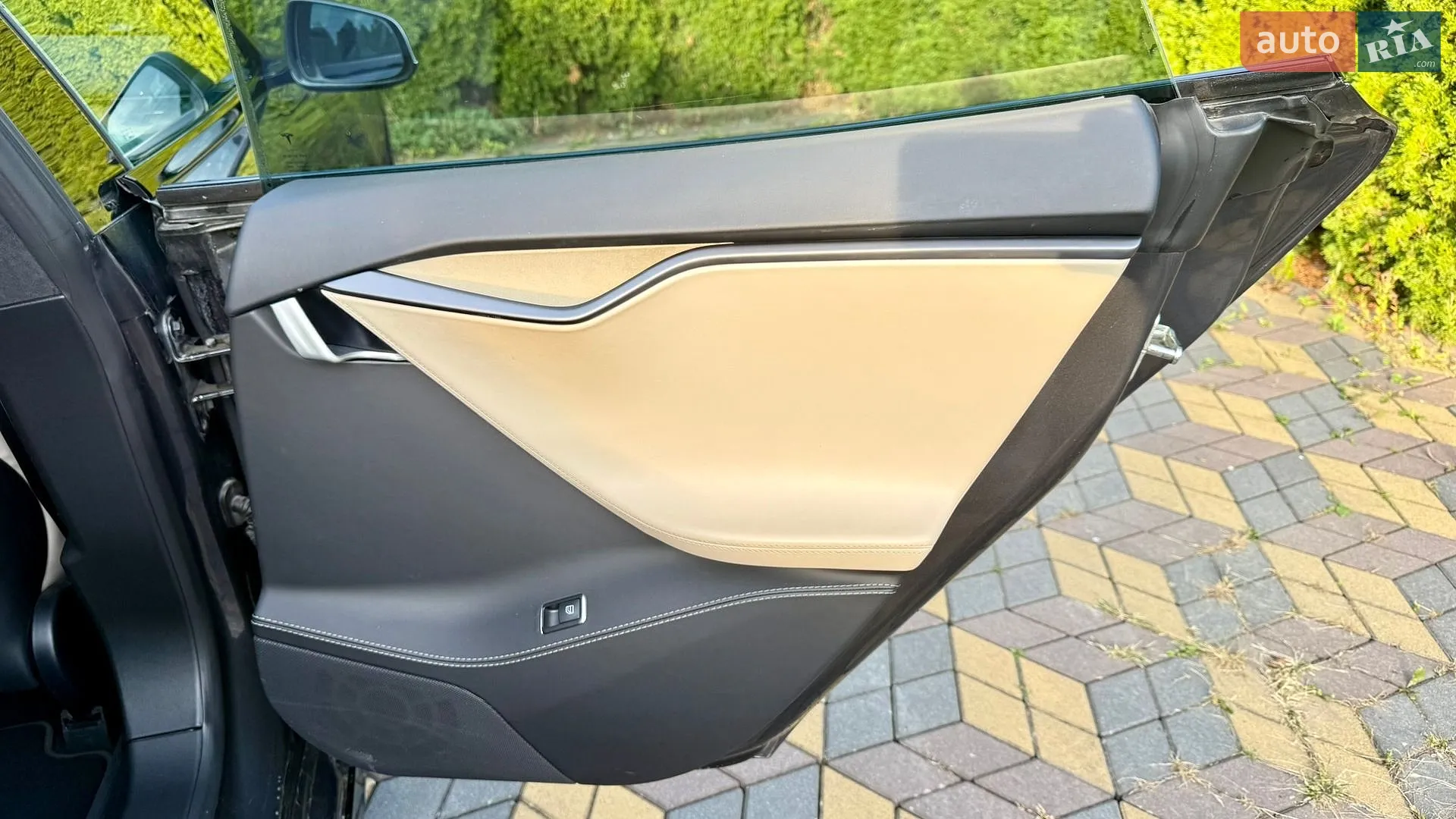 2020 Tesla Model S - мініатюра 15