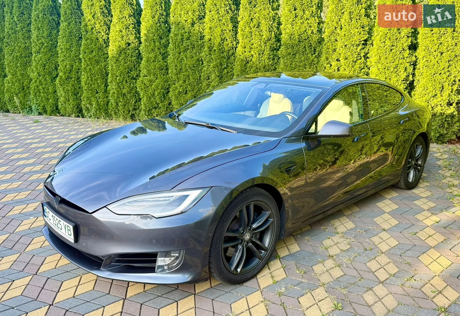 2020 Tesla Model S - мініатюра 34