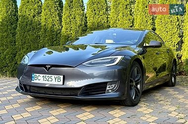 Ліфтбек Tesla Model S 2020 в Самборі