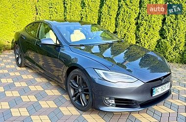Ліфтбек Tesla Model S 2020 в Самборі
