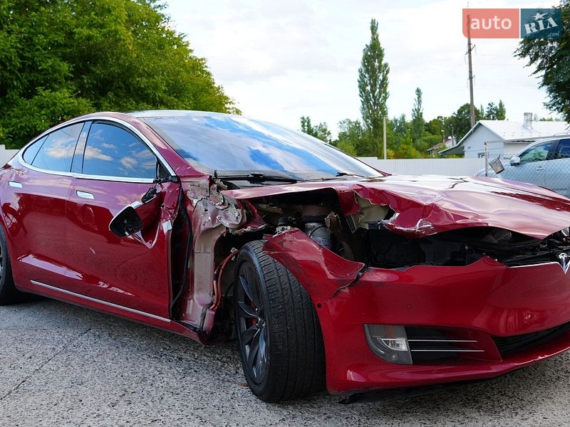 Ліфтбек Tesla Model S 2020 в Дрогобичі