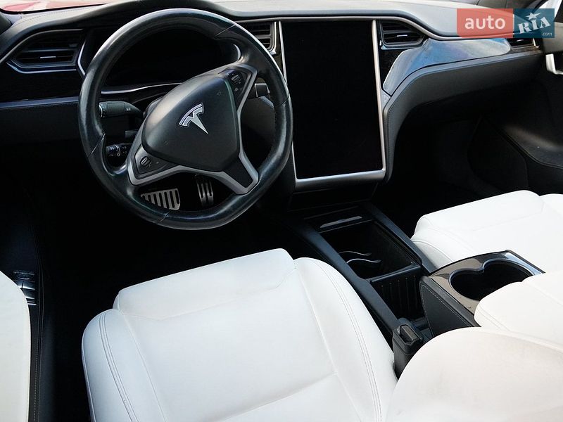 Ліфтбек Tesla Model S 2020 в Дрогобичі