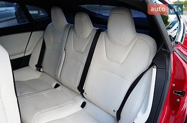 Ліфтбек Tesla Model S 2020 в Дрогобичі