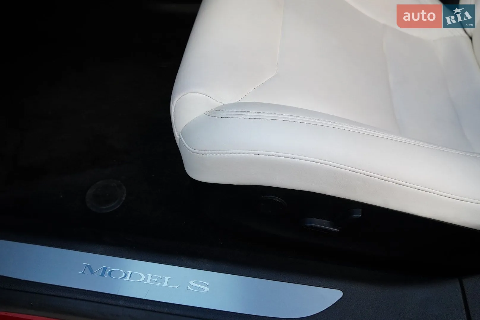 2020 Tesla Model S - мініатюра 38