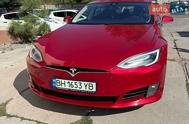 Лифтбек Tesla Model S 2016 в Одессе