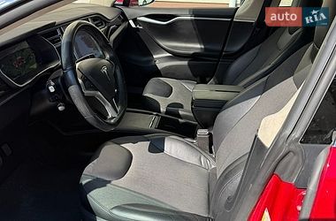 Лифтбек Tesla Model S 2016 в Одессе