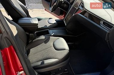 Лифтбек Tesla Model S 2016 в Одессе
