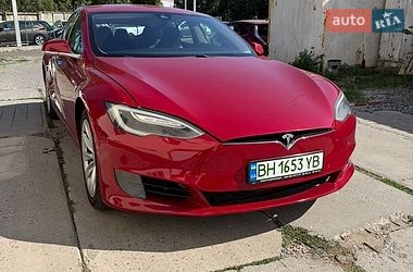 Лифтбек Tesla Model S 2016 в Одессе