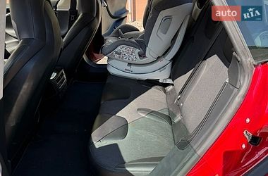 Лифтбек Tesla Model S 2016 в Одессе