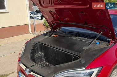 Лифтбек Tesla Model S 2016 в Одессе