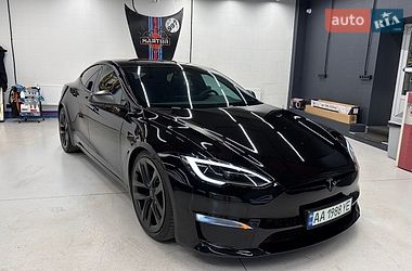 Лифтбек Tesla Model S 2021 в Киеве фото 3 Лифтбек Tesla Model S 2021 в Киеве