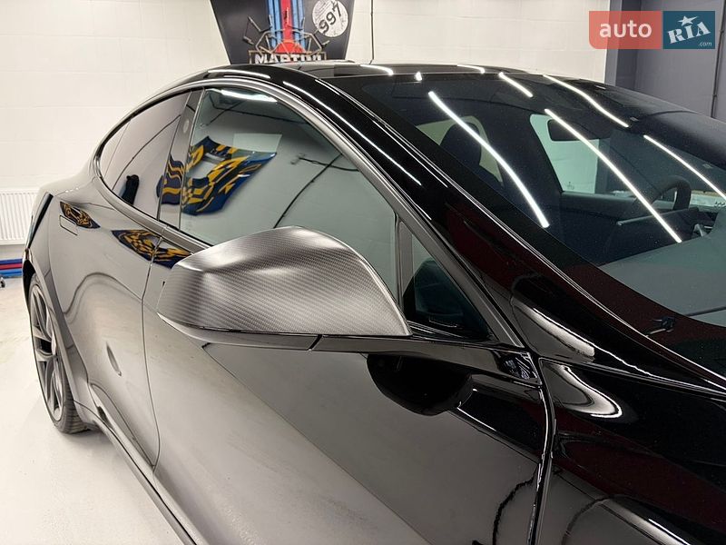 Лифтбек Tesla Model S 2021 в Киеве
