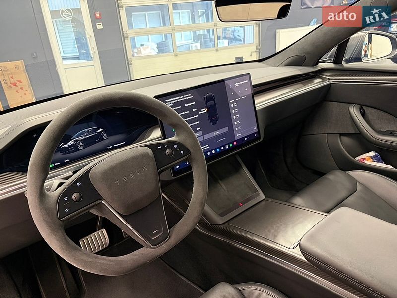 Лифтбек Tesla Model S 2021 в Киеве