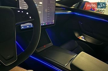 Лифтбек Tesla Model S 2021 в Киеве