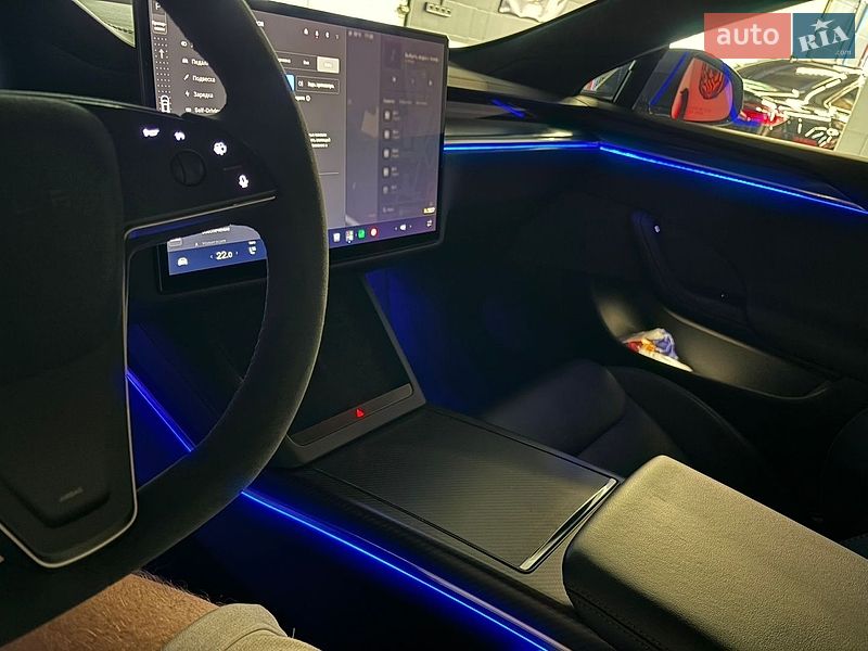 Лифтбек Tesla Model S 2021 в Киеве