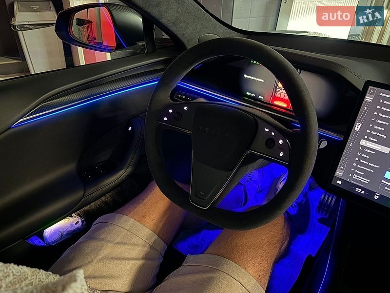 Лифтбек Tesla Model S 2021 в Киеве