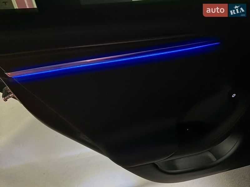 Лифтбек Tesla Model S 2021 в Киеве фото 30 Лифтбек Tesla Model S 2021 в Киеве