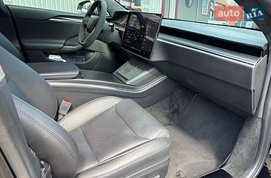 Лифтбек Tesla Model S 2021 в Киеве