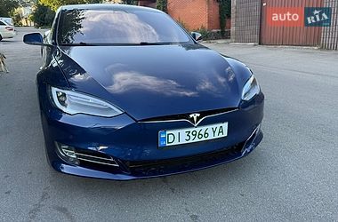 Лифтбек Tesla Model S 2018 в Днепре