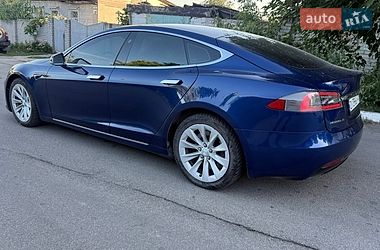 Лифтбек Tesla Model S 2018 в Днепре