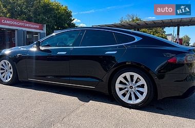Лифтбек Tesla Model S 2016 в Харькове
