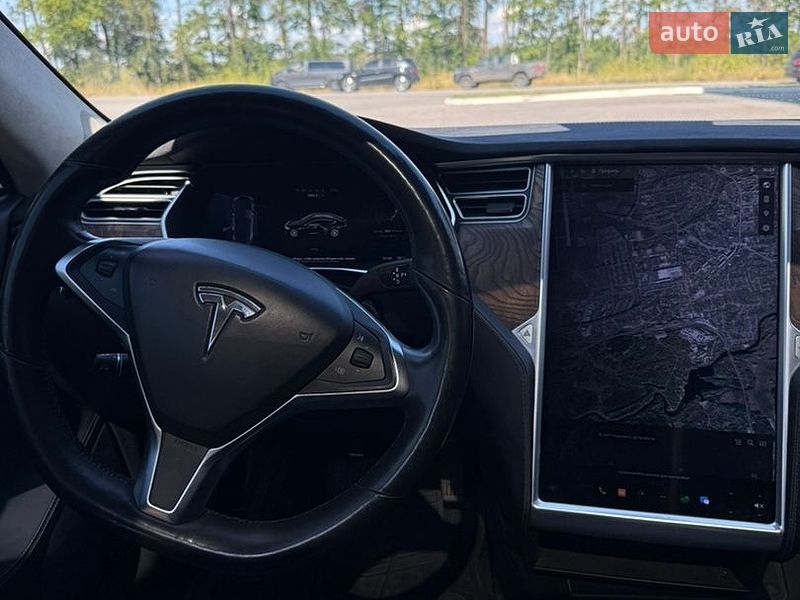 Лифтбек Tesla Model S 2016 в Харькове