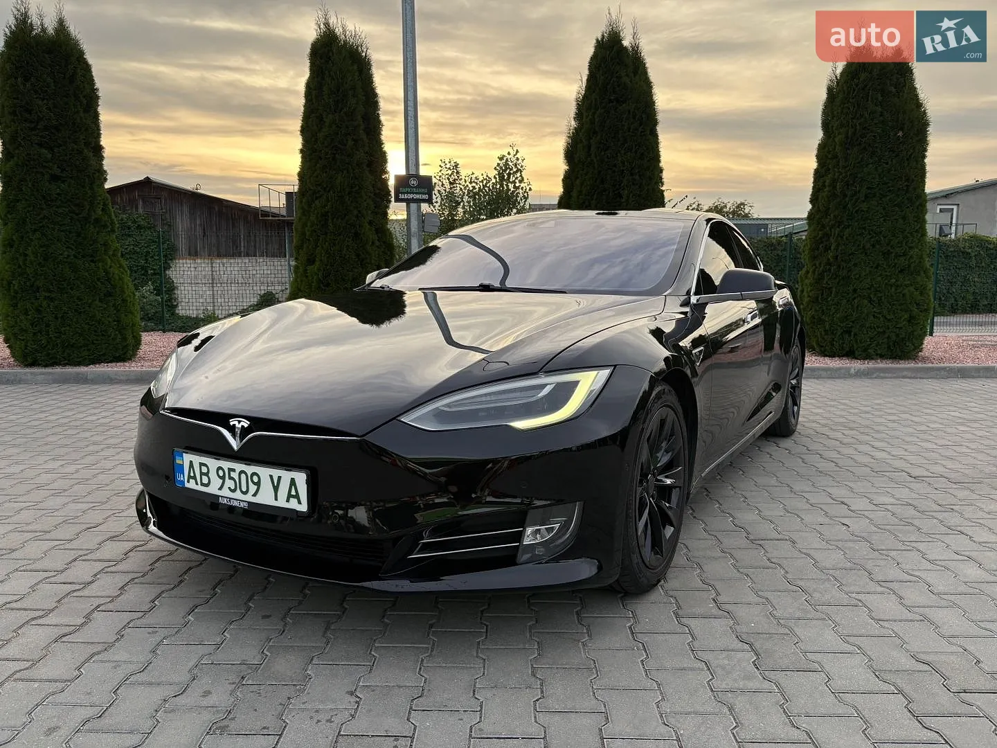 2016 Tesla Model S - фото 1