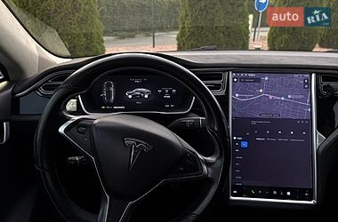 Ліфтбек Tesla Model S 2016 в Вінниці фото 22 Ліфтбек Tesla Model S 2016 в Вінниці