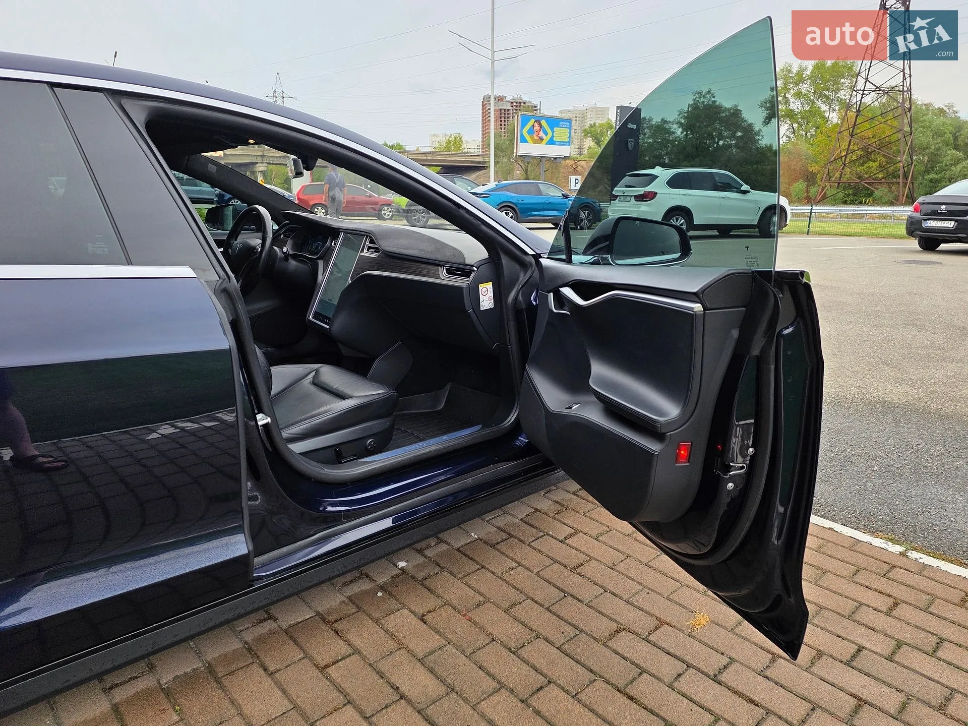 2015 Tesla Model S - мініатюра 29