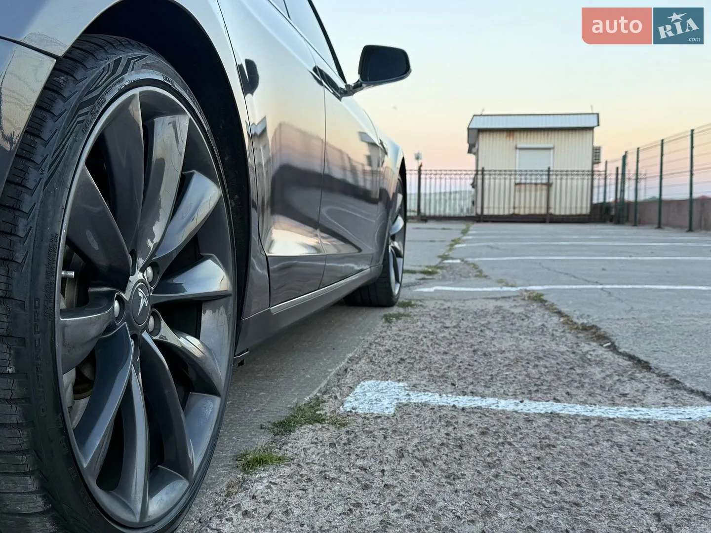 2015 Tesla Model S - мініатюра 20