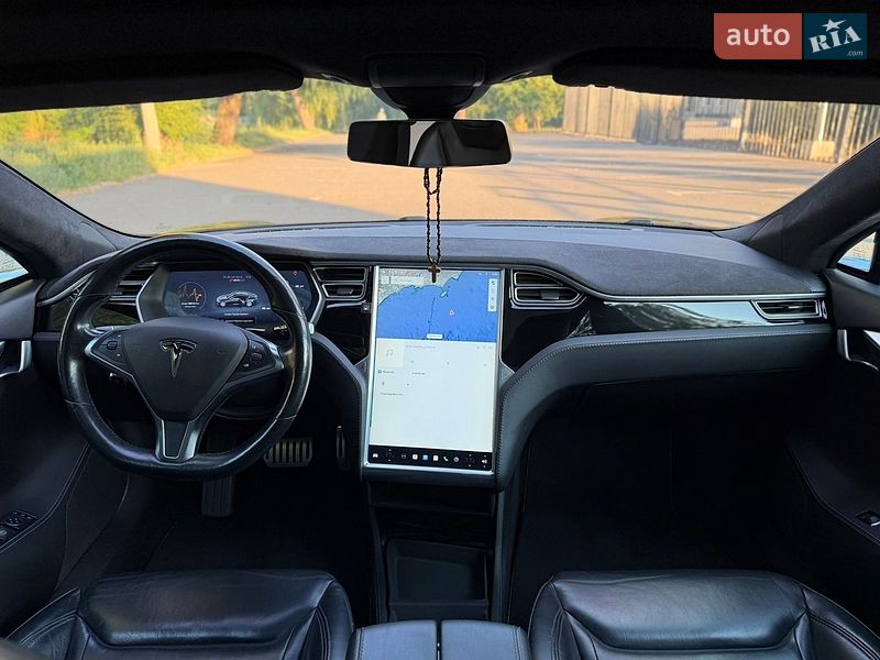 Ліфтбек Tesla Model S 2015 в Кривому Розі фото 14 Ліфтбек Tesla Model S 2015 в Кривому Розі