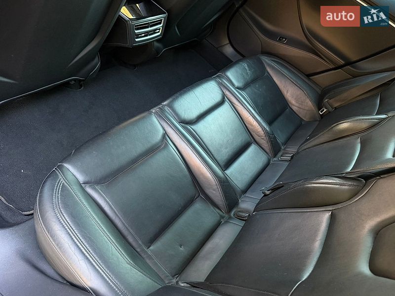 Ліфтбек Tesla Model S 2015 в Кривому Розі фото 19 Ліфтбек Tesla Model S 2015 в Кривому Розі