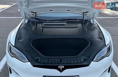 Лифтбек Tesla Model S 2022 в Львове