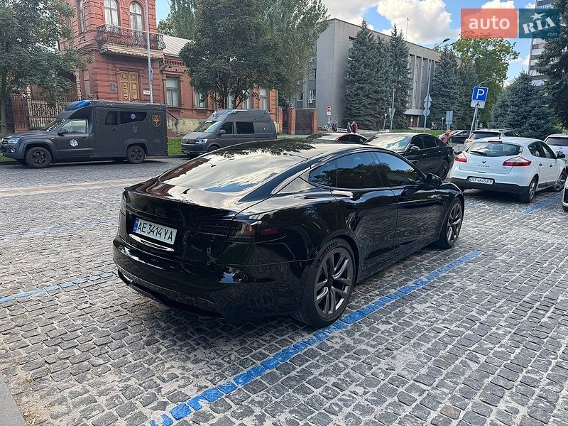 Ліфтбек Tesla Model S 2022 в Дніпрі