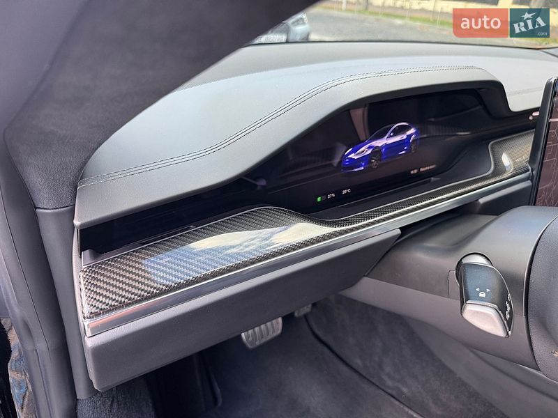 Ліфтбек Tesla Model S 2022 в Дніпрі