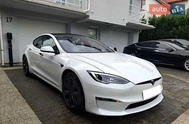 Лифтбек Tesla Model S 2023 в Днепре