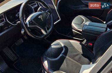Ліфтбек Tesla Model S 2014 в Кременчуці