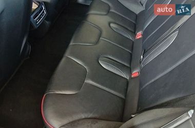 Ліфтбек Tesla Model S 2014 в Кременчуці